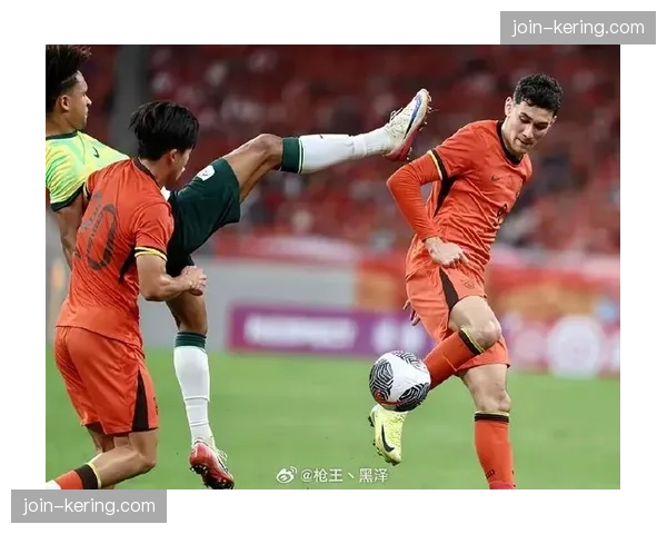 成都蓉城索罗金头球扳平比分，费利佩推射制胜